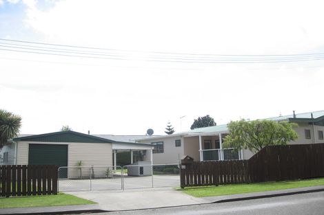 Photo of property in 2 Turere Place, Otamatea, Whanganui, 4501