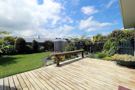 Photo of property in 26 Oberon Street, Stratford, 4332