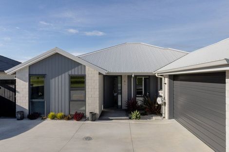 Photo of property in 39 Flounder Drive, Omokoroa, 3114