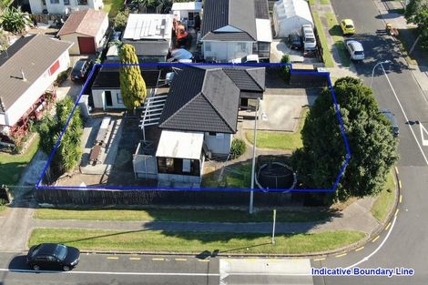 Photo of property in 2 Benton Place, Manurewa, Auckland, 2102