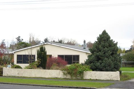 Photo of property in 12 Queen Street, Milton, 9220