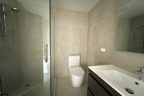 Photo of property in 13a Matterhorn Crescent, Northpark, Auckland, 2013