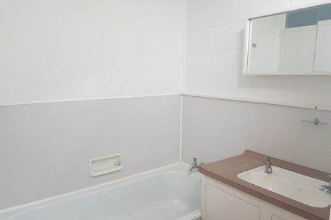 Photo of property in 4/66 Golf Road, Mount Maunganui, 3116