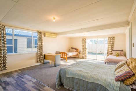 Photo of property in 1a-1b Caledonian Road, Oamaru North, Oamaru, 9400