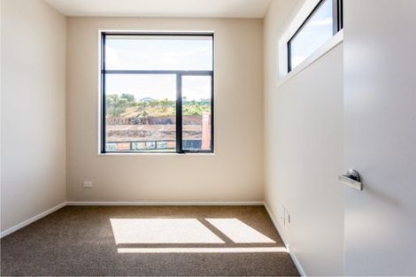 Photo of property in 33 Tahuhu Road, Mount Wellington, Auckland, 1062