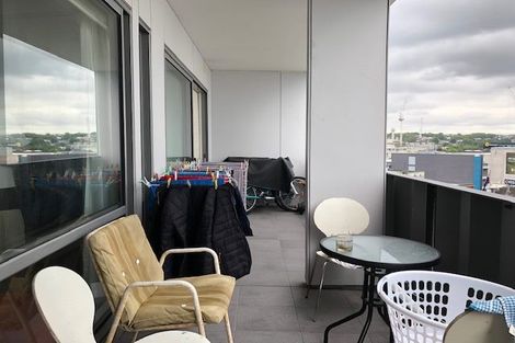 Photo of property in Alpha Apartments, 702/17 Vogel Lane, Auckland Central, Auckland, 1010