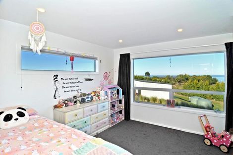 Photo of property in 25 Kayforce Road, Ocean View, Dunedin, 9035