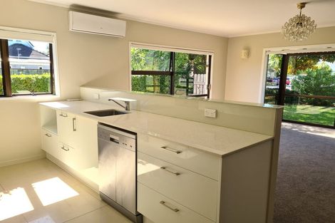 Photo of property in 11b Atkin Avenue, Mission Bay, Auckland, 1071