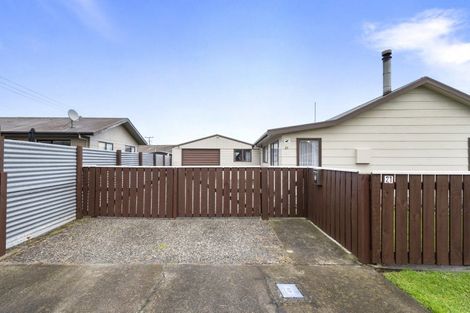 Photo of property in 21 Railway Road, Bunnythorpe, Palmerston North, 4478
