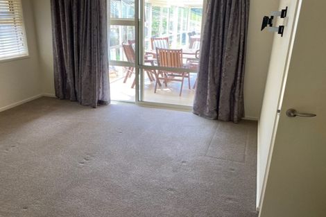 Photo of property in 83 Karamea Street, Whalers Gate, New Plymouth, 4310