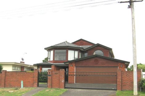 Photo of property in 93b Ocean View Road, Hillcrest, Auckland, 0627