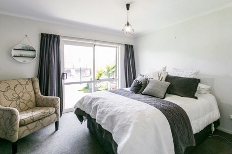 Photo of property in 36 Mcnaughton Place, Onekawa, Napier, 4110