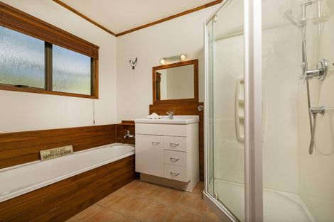 Photo of property in 172 Glenmore Road, Coatesville, Albany, 0793