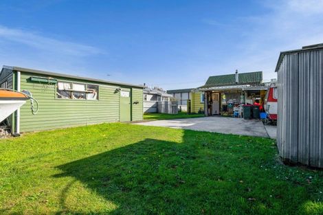 Photo of property in 82 Railway Street, Eltham, 4322