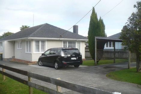 Photo of property in 620a Te Atatu Road, Te Atatu Peninsula, Auckland, 0610