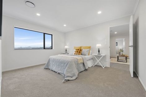Photo of property in 59 Drumbuoy Drive, Flat Bush, Auckland, 2019