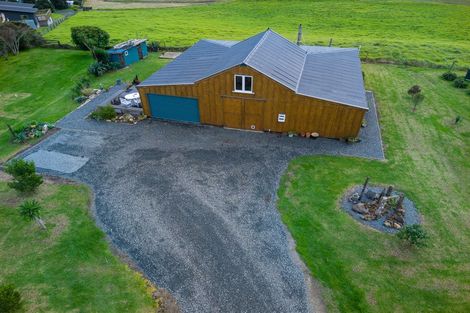 Photo of property in 11 Alcemene Lane, Baylys Beach, Dargaville, 0377