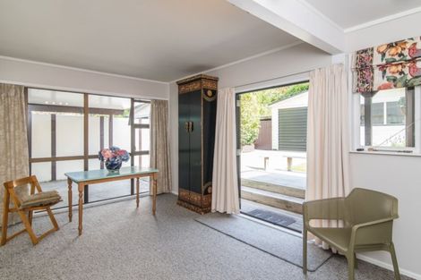 Photo of property in 91 Renown Road, Raumati South, Paraparaumu, 5032