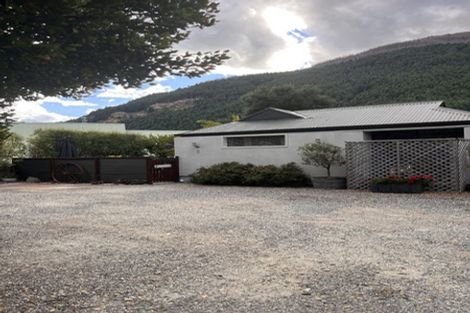 Photo of property in 210b Fernhill Road, Sunshine Bay, Queenstown, 9300