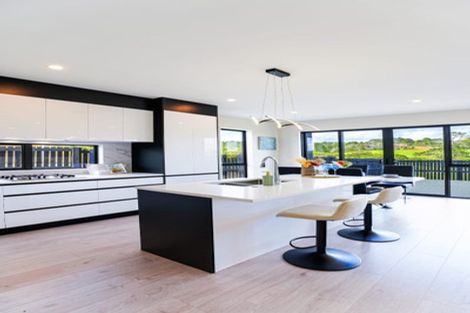 Photo of property in 37 Horokaka Street, Massey, 0614