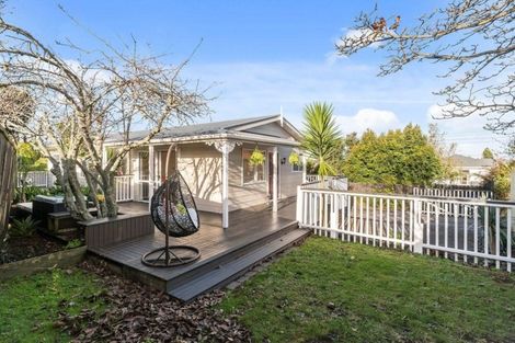 Photo of property in 1/3 Helga Crescent, Te Atatu Peninsula, Auckland, 0610