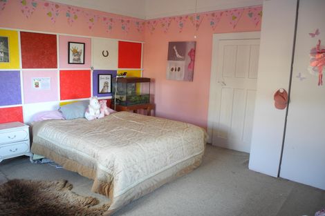 Photo of property in 22 Timaru Road, Waimate, 7924