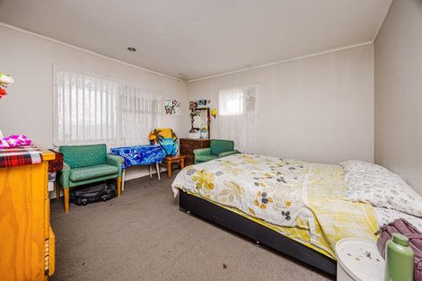 Photo of property in 12 Clutha Crescent, Clover Park, Auckland, 2023