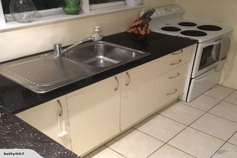 Photo of property in 30 Megan Avenue, Pakuranga Heights, Auckland, 2010