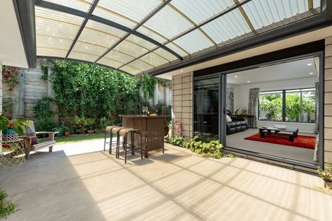 Photo of property in 18 Southill Way, Pyes Pa, Tauranga, 3112