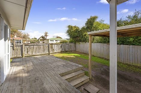Photo of property in 15 Ross Road, Western Heights, Rotorua, 3015