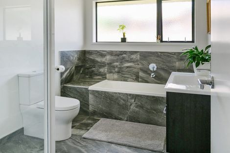 Photo of property in 1 Cedar Place, Tikipunga, Whangarei, 0112