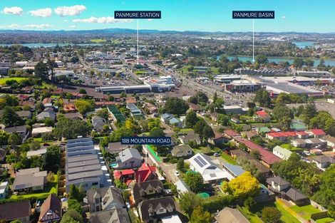 Photo of property in 18b Mountain Road, Mount Wellington, Auckland, 1072