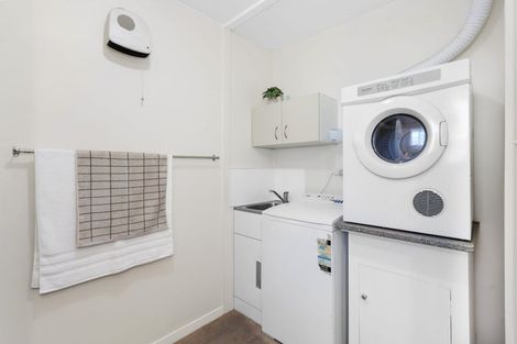 Photo of property in 3/64 Osborne Street, Waltham, Christchurch, 8011