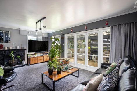 Photo of property in 177 Smart Road, Hillsborough, New Plymouth, 4372