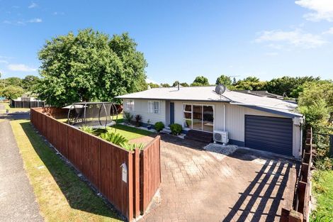 Photo of property in 404 Kahikatea Drive, Dinsdale, Hamilton, 3204
