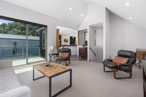 Photo of property in 6a Sunset Parade, Plimmerton, Porirua, 5026