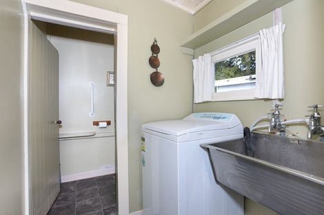 Photo of property in 62 Pukepapa Road, Marton, 4710