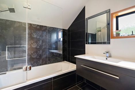 Photo of property in 49b Goldfield Heights, Queenstown, 9300