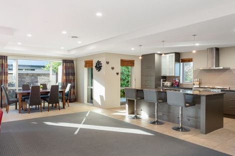 Photo of property in 33 Magnolia Drive, Springlands, Blenheim, 7201