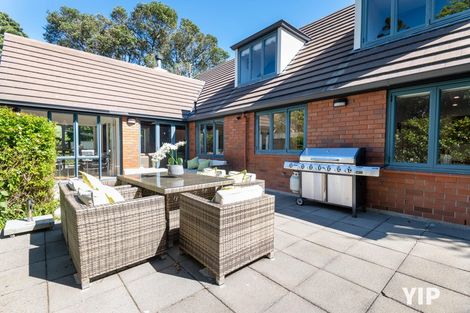 Photo of property in 17a Simla Crescent, Khandallah, Wellington, 6035