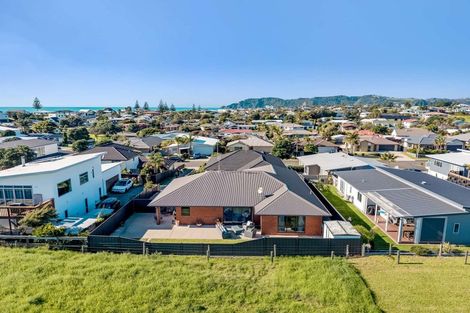 Photo of property in 21 Omega Place, Coastlands, Whakatane, 3120