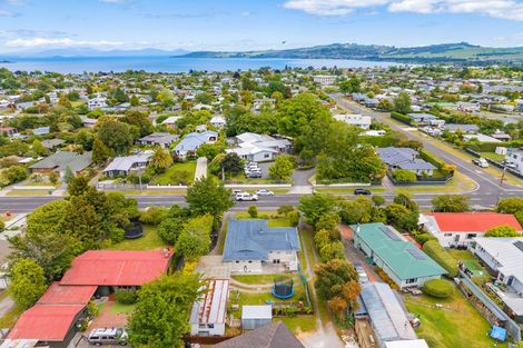 Photo of property in 1/28 Tamatea Road, Taupo, 3330