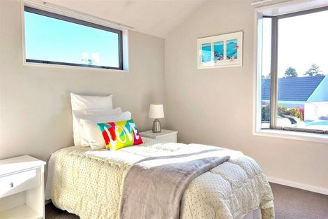 Photo of property in 27 Stableford Green, Burnside, Christchurch, 8053