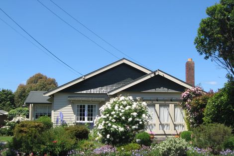 Photo of property in 168 Stapletons Road, Richmond, Christchurch, 8013