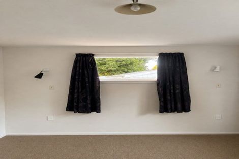 Photo of property in 8 Lochee Road, Upper Riccarton, Christchurch, 8041