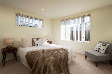 Photo of property in 3/12 Frankleigh Street, Somerfield, Christchurch, 8024