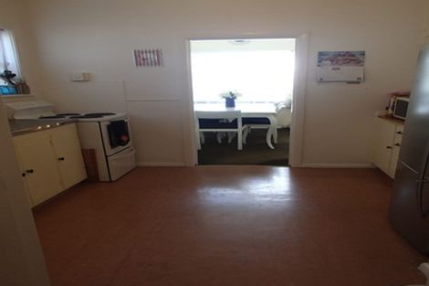 Photo of property in 877 High Street, Avalon, Lower Hutt, 5011