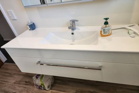 Photo of property in 39 James Cook Street, Havelock North, 4130