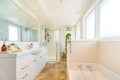 Photo of property in 22 Rhodes Drive, Kelvin Grove, Palmerston North, 4414