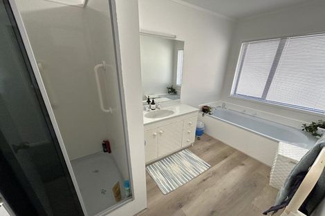 Photo of property in 3/55 Scenic Drive, Hillpark, Auckland, 2102